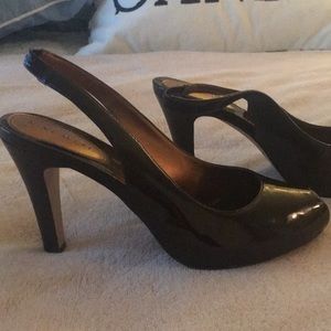 🥂Beautiful Brown Patent Nine West Peeptoes🥂