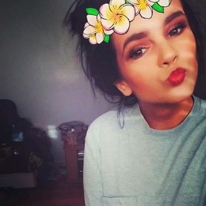 Meet your Posher, Sara