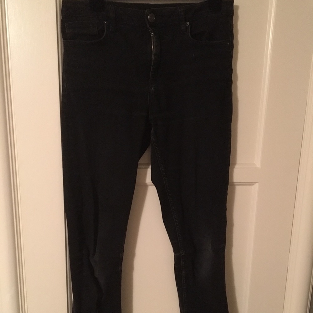 BDG Black skinny jeans! Urban Outfitters