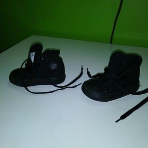 Black converse