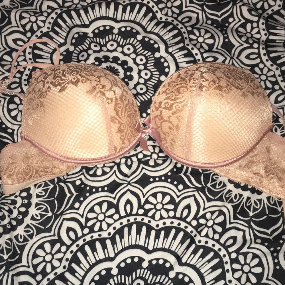 Pink Lace Push-up Bra