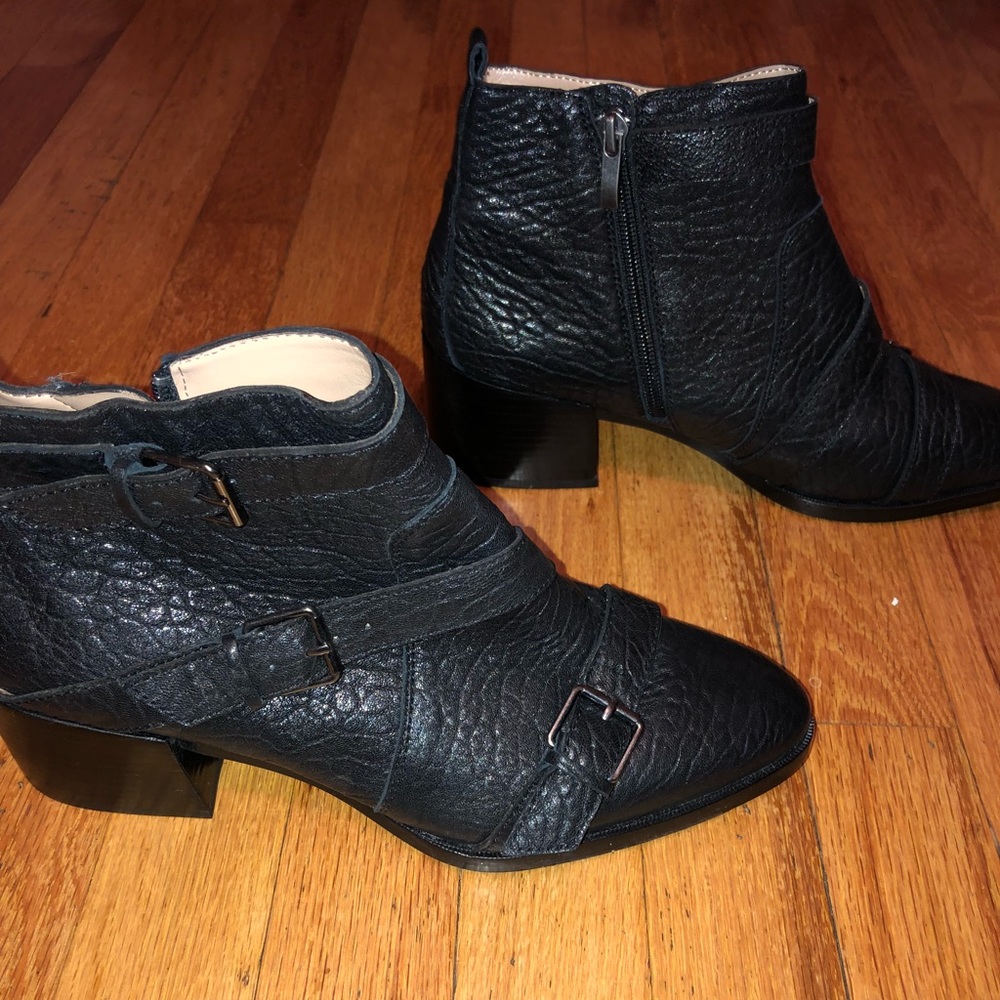 Banana Republic Ankle boot