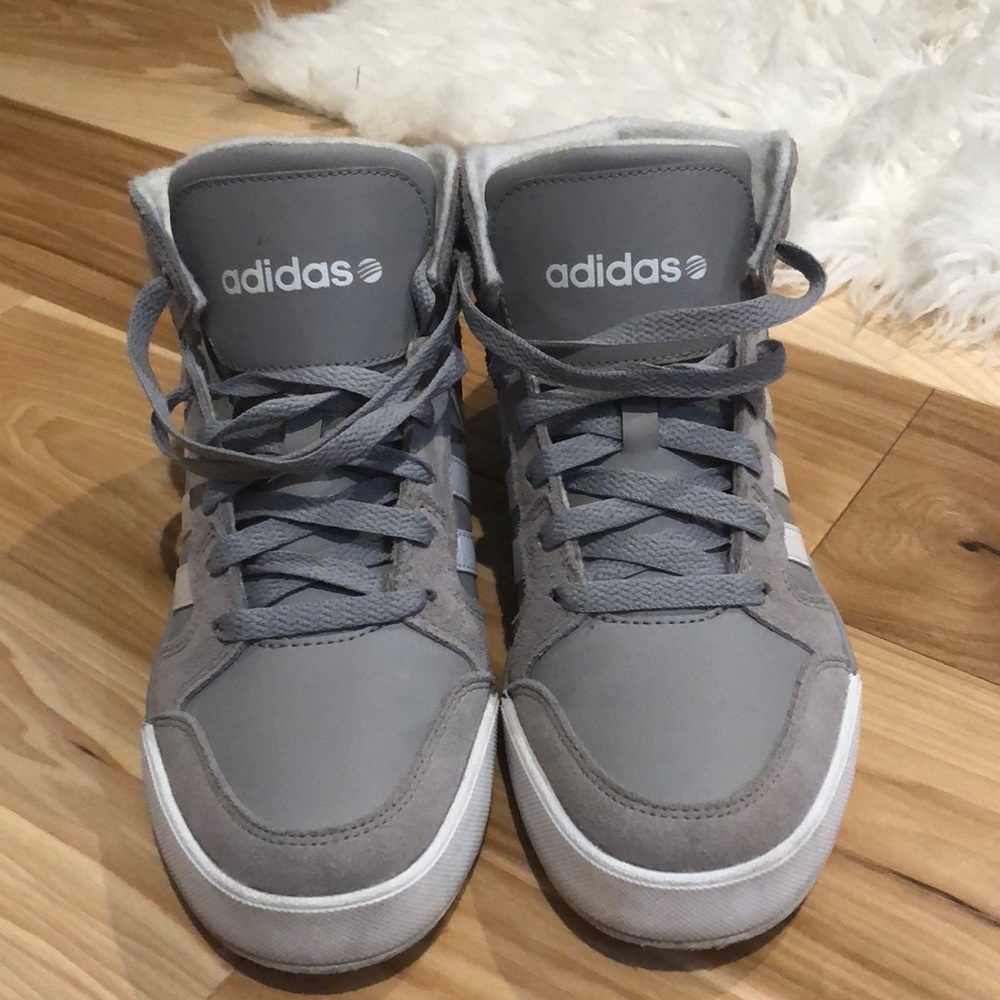 Adidas NEO sneakers