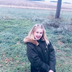 Meet your Posher, Anja