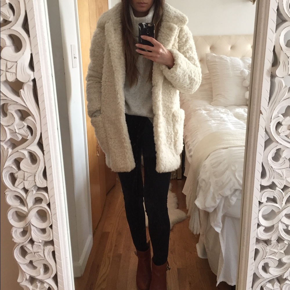 Aritzia Talulah Sherpa faux shearing coat