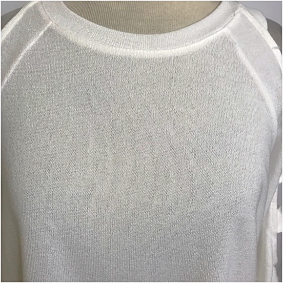 ❤️1HRSALE Cut Out Ladder Sleeve Lightweight TunicM - Picture 5 of 6