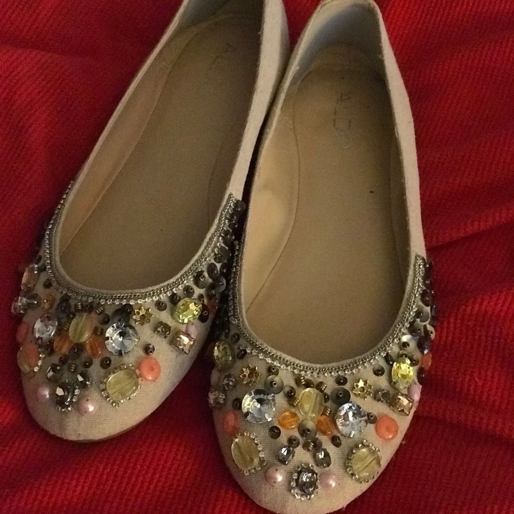 Shoes - Picture 2 of 3