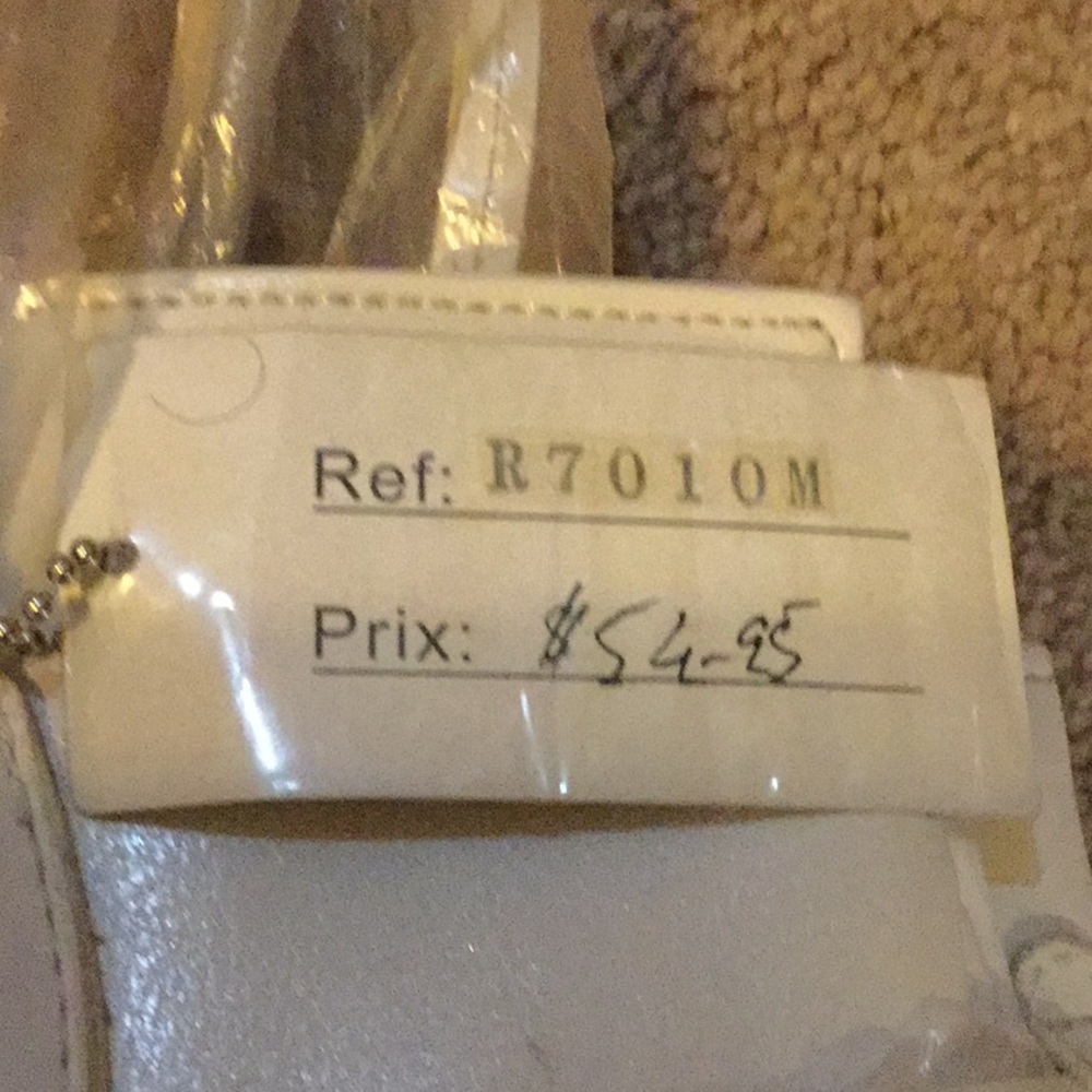 Purse - Picture 4 of 8