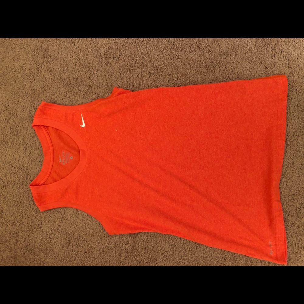 Nike Sleeveless Dri-fit Top