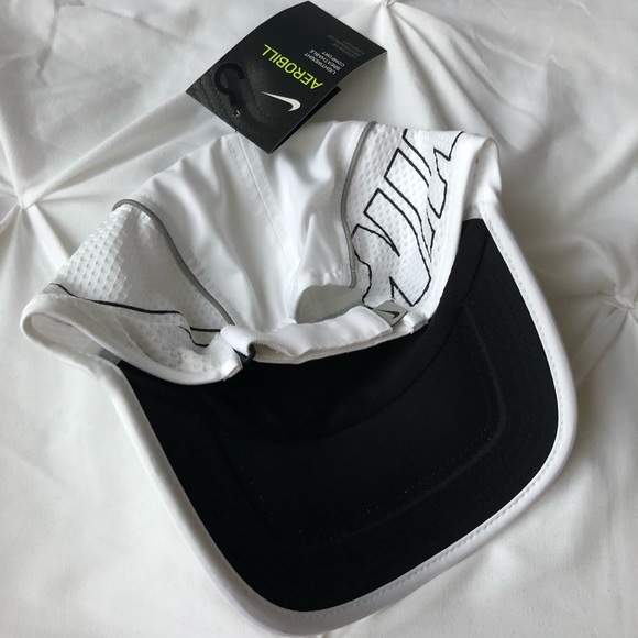 Women’s Nike Aerobill Running Cap Hat - Picture 3 of 7