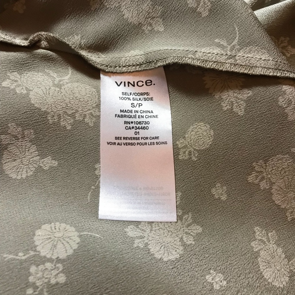 VINCE V-Neck Floral Print Silk Tank Top sz Small - Picture 4 of 4