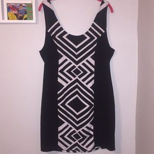 Geometric print silhouette illusion dress