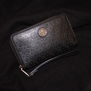 Tory Burch wristlet wallet