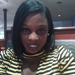 Meet your Posher, Erica