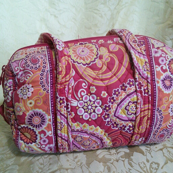 Vera Bradley Handbags - Pink Vera Bradley tote