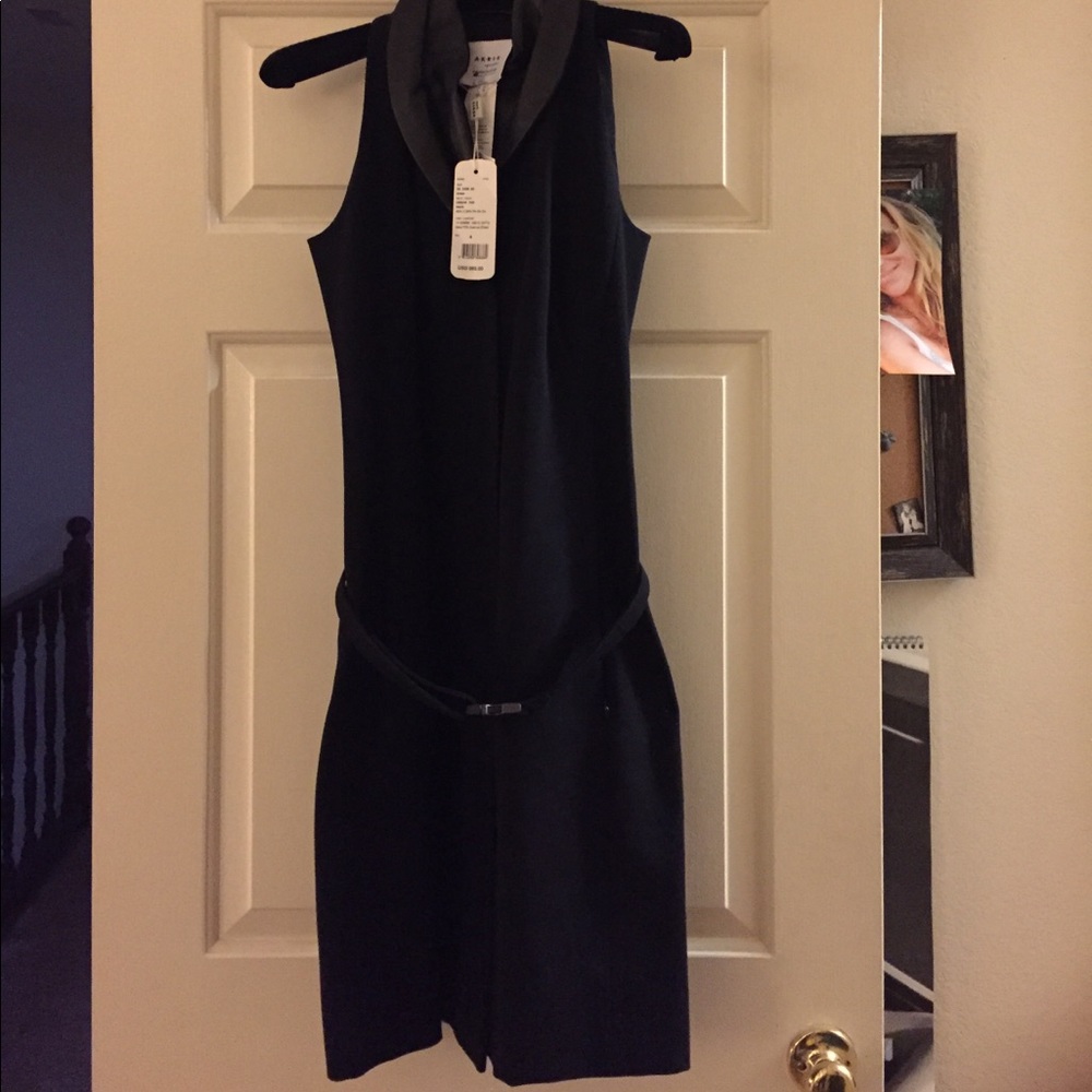 Akris Punto beautiful leather collared dress