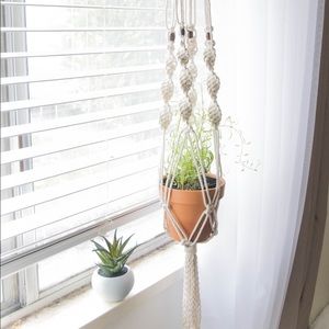 Plant hanger macrame