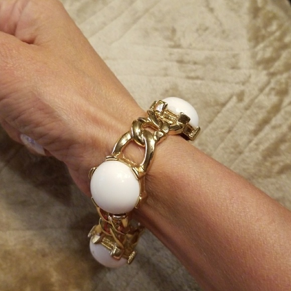 Necklace and bracelet - Picture 3 of 3