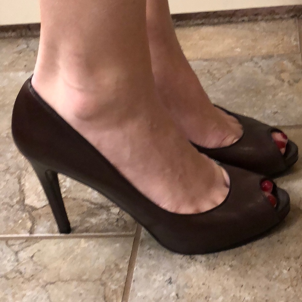 Peep toe heels