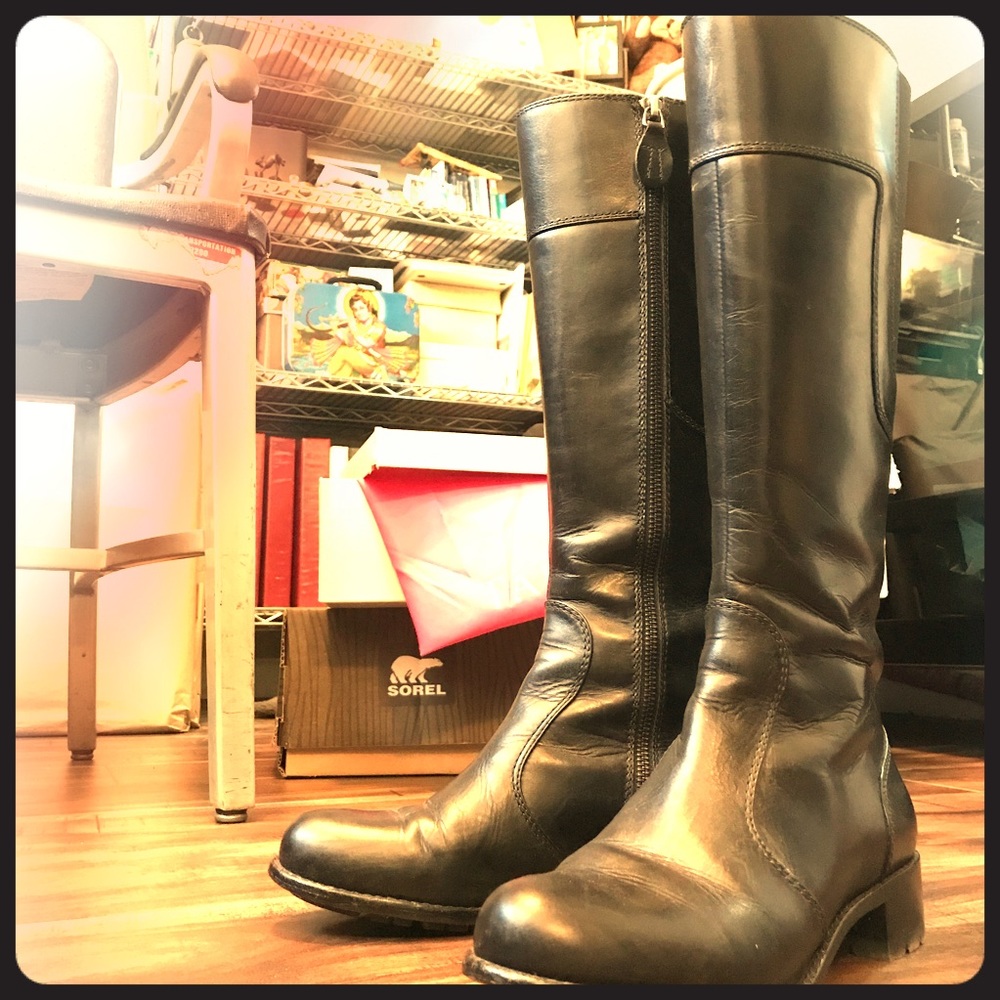 Taryn Rose Tricia Knee-High Boot, Black Calf RARE