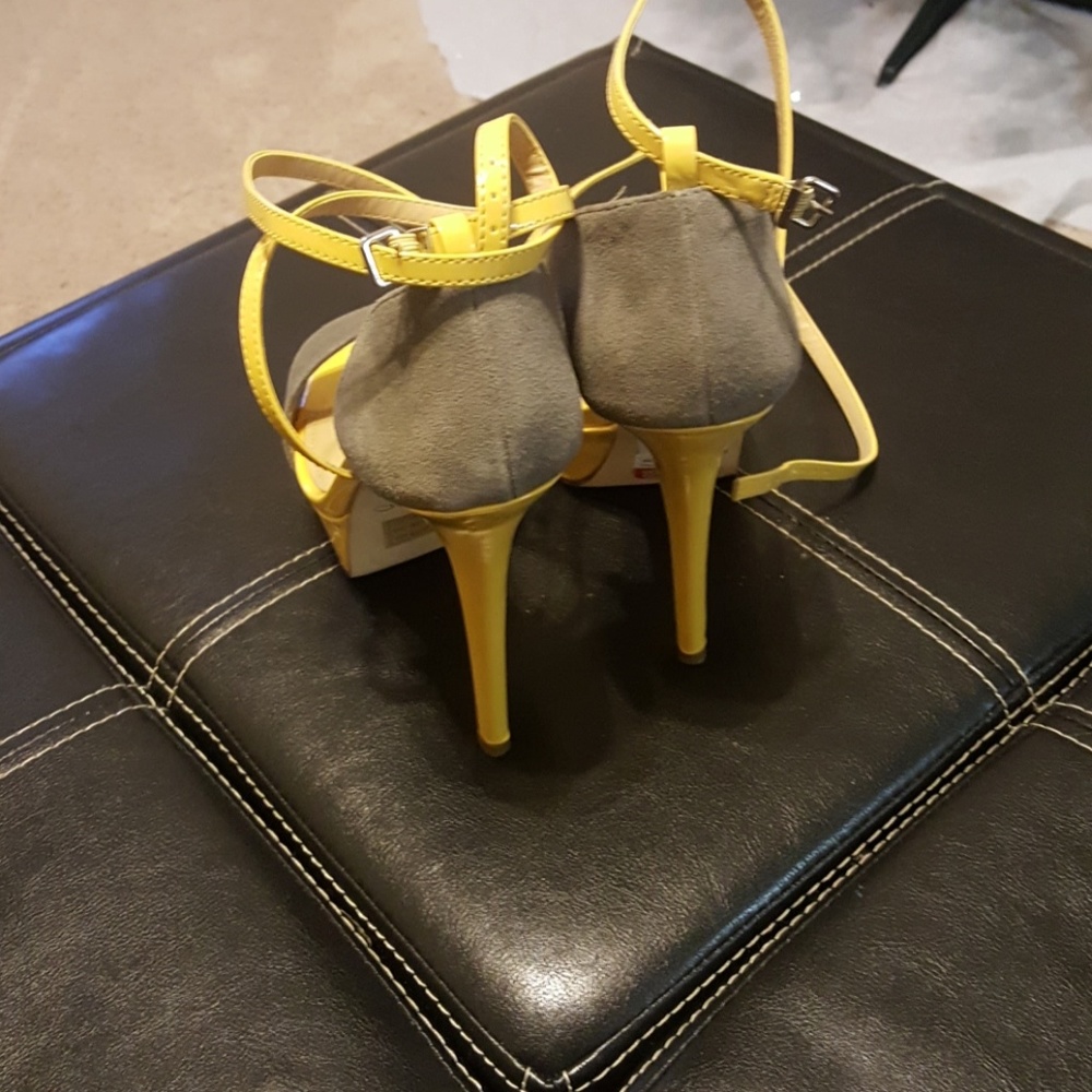 ALDO - Picture 2 of 3