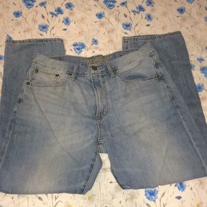 👖🦅American Eagle Light Wash Jeans