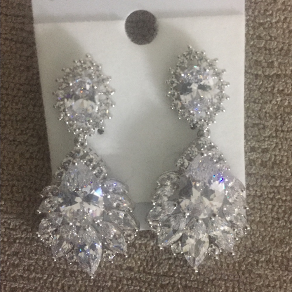 NEW Small Clear Teardrop Earrings