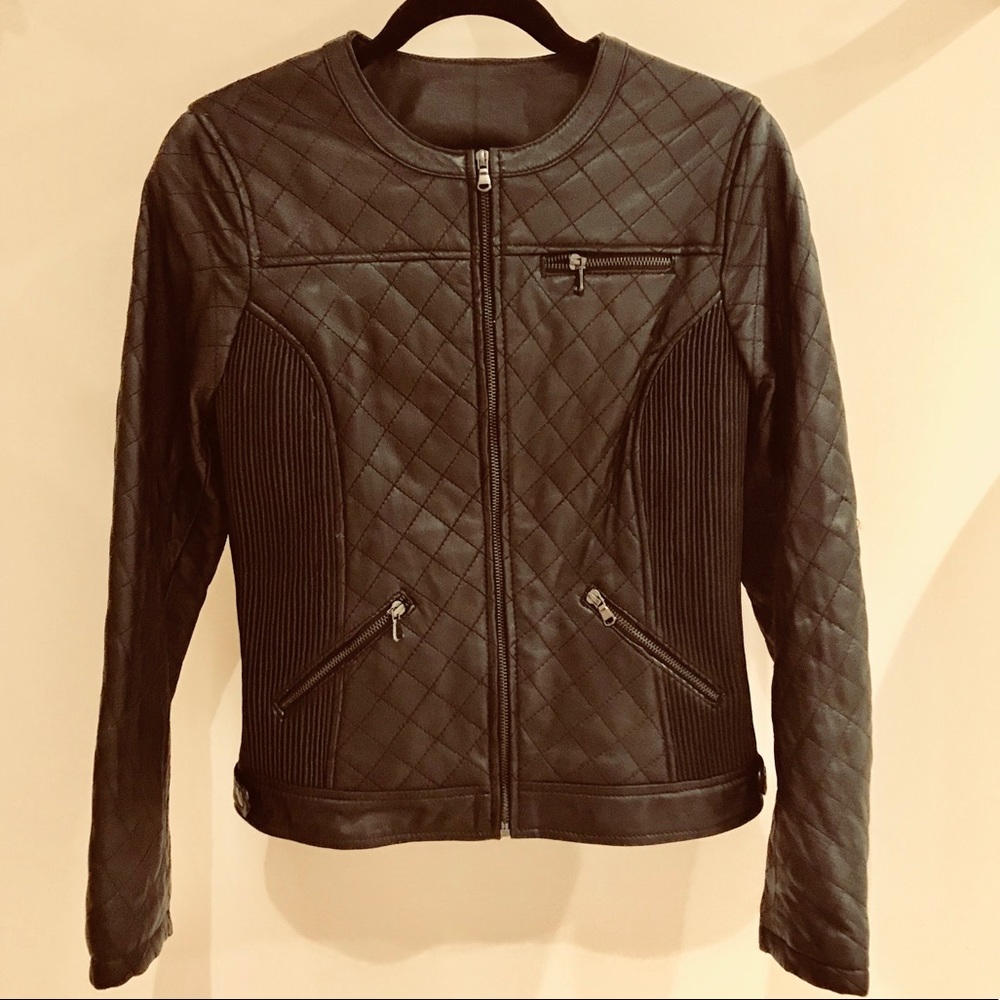 New Designer Direct black leather jacket. Size s/m