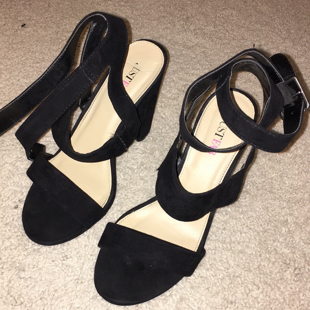 Black strappy platform heels, size 7 - Picture 2 of 5