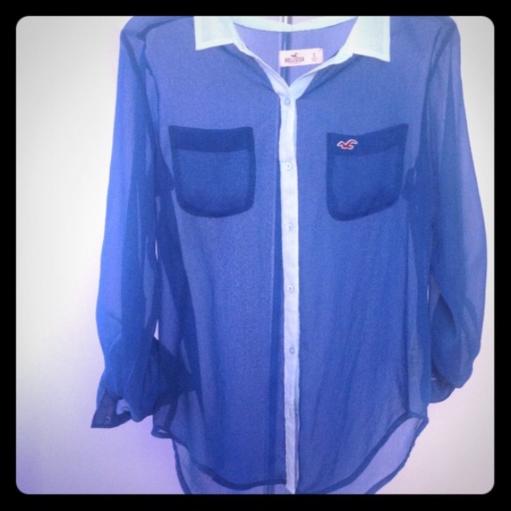 Hollister top