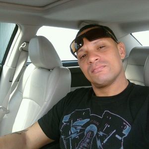 Meet your Posher, Luis