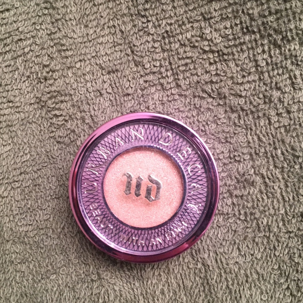 Urban Decay eye shadow