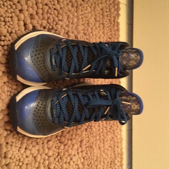 Lebron 8 - Picture 5 of 5