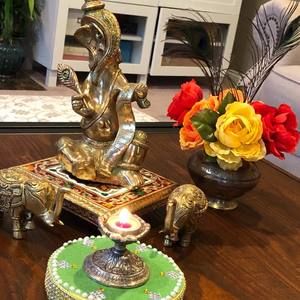 Meet your Posher, Deval