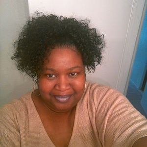 Meet your Posher, Joana