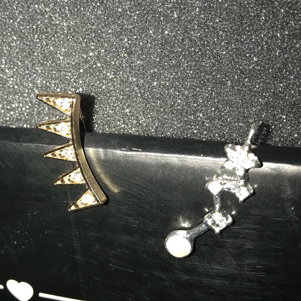 2 Ear Climbers - Picture 2 of 5