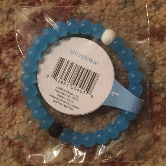 Two Authentic Lokai Silicone Bracelets Large - Picture 4 of 5