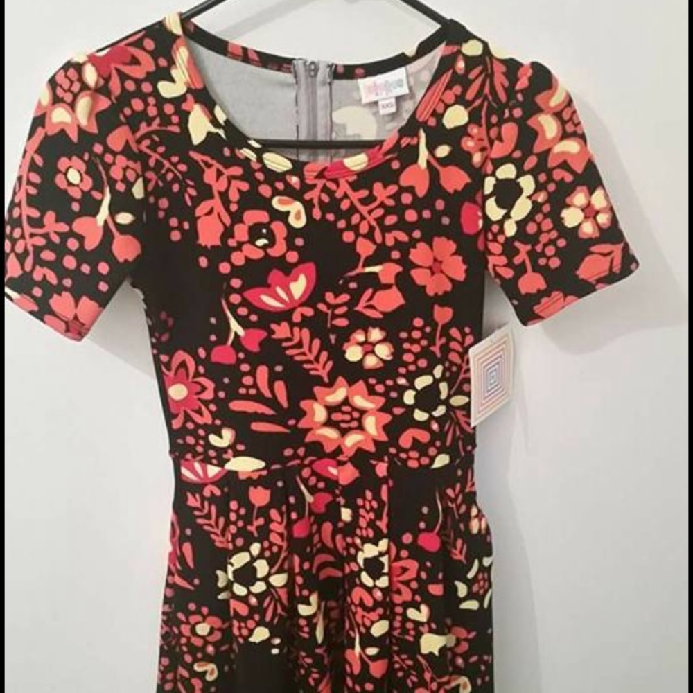 Lularoe Amelia