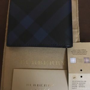🔥Burberry Wallet Bifold Navy/Black.🔥