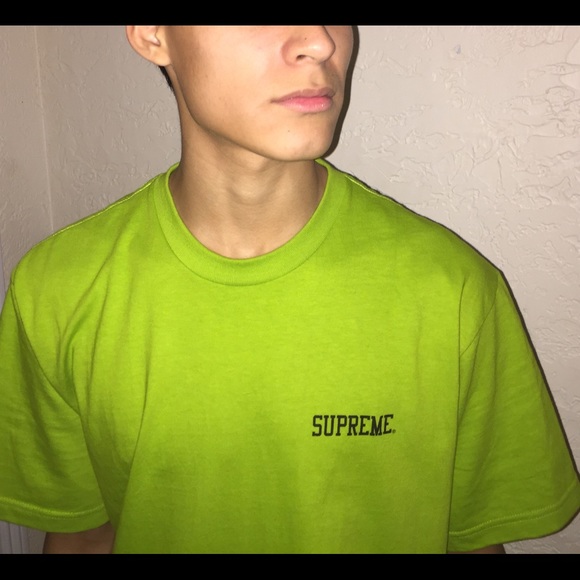 Supreme Akaria Tee - Picture 2 of 2