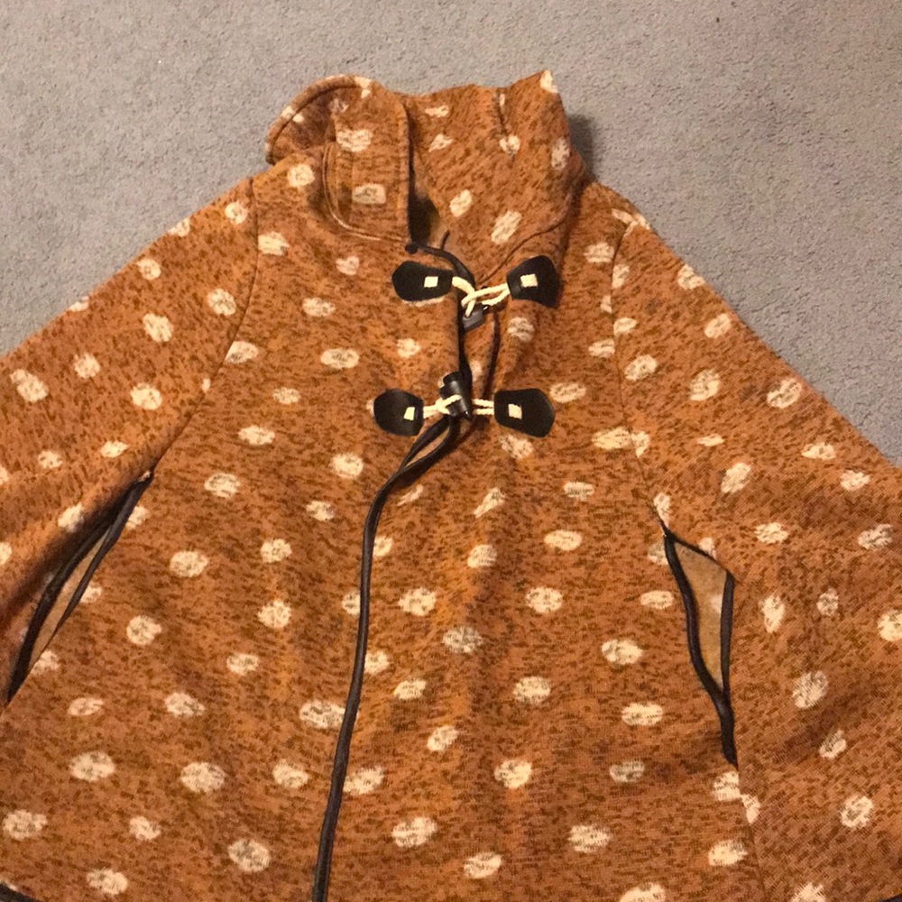 Poncho with pockets