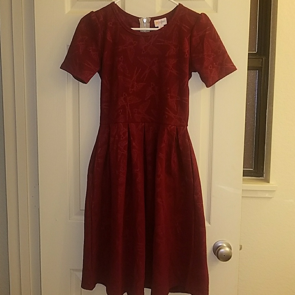 Lularoe Amelia - wine colored sparrows