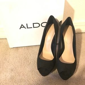 Aldo peep toe heels