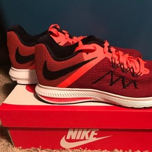 Brand new Nike Zoom winflo 3 size 11.5