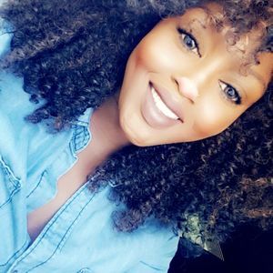 Meet your Posher, Nyakhor