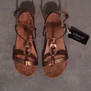 Casual sandals