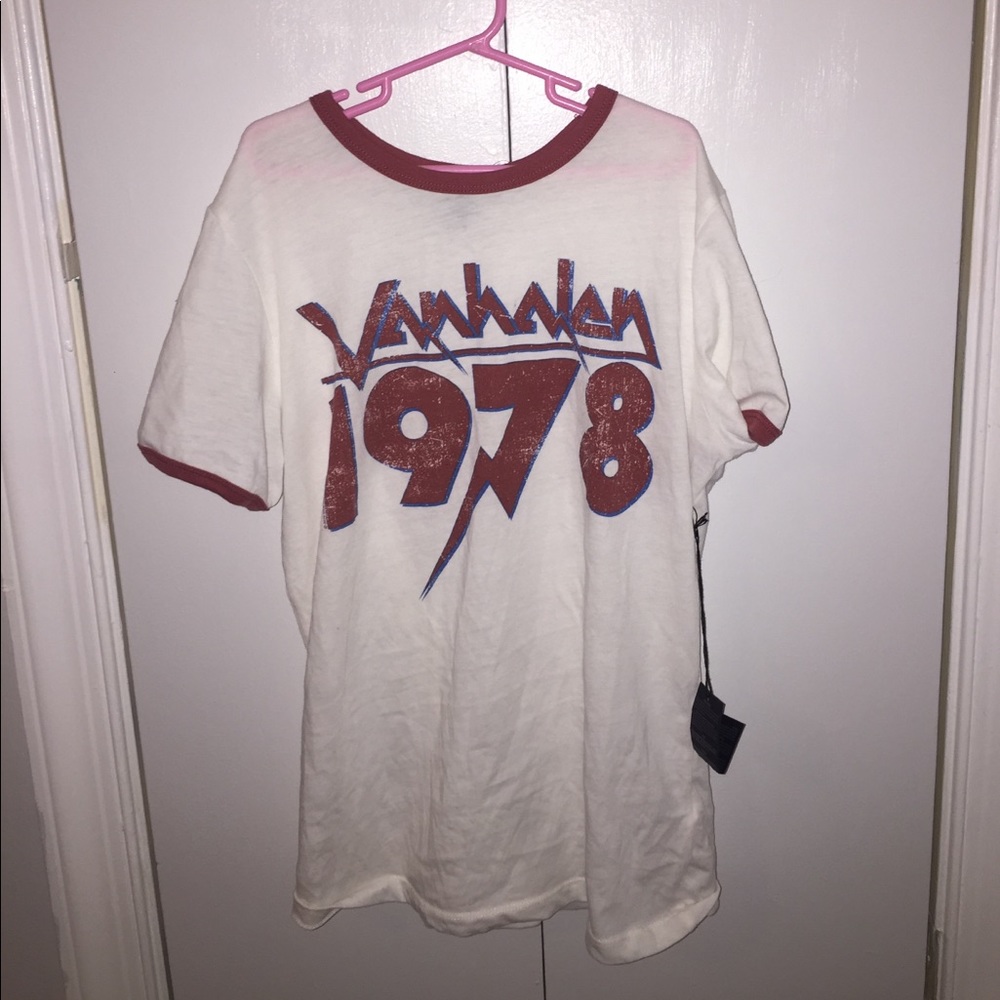 Vanhalen ringer tee