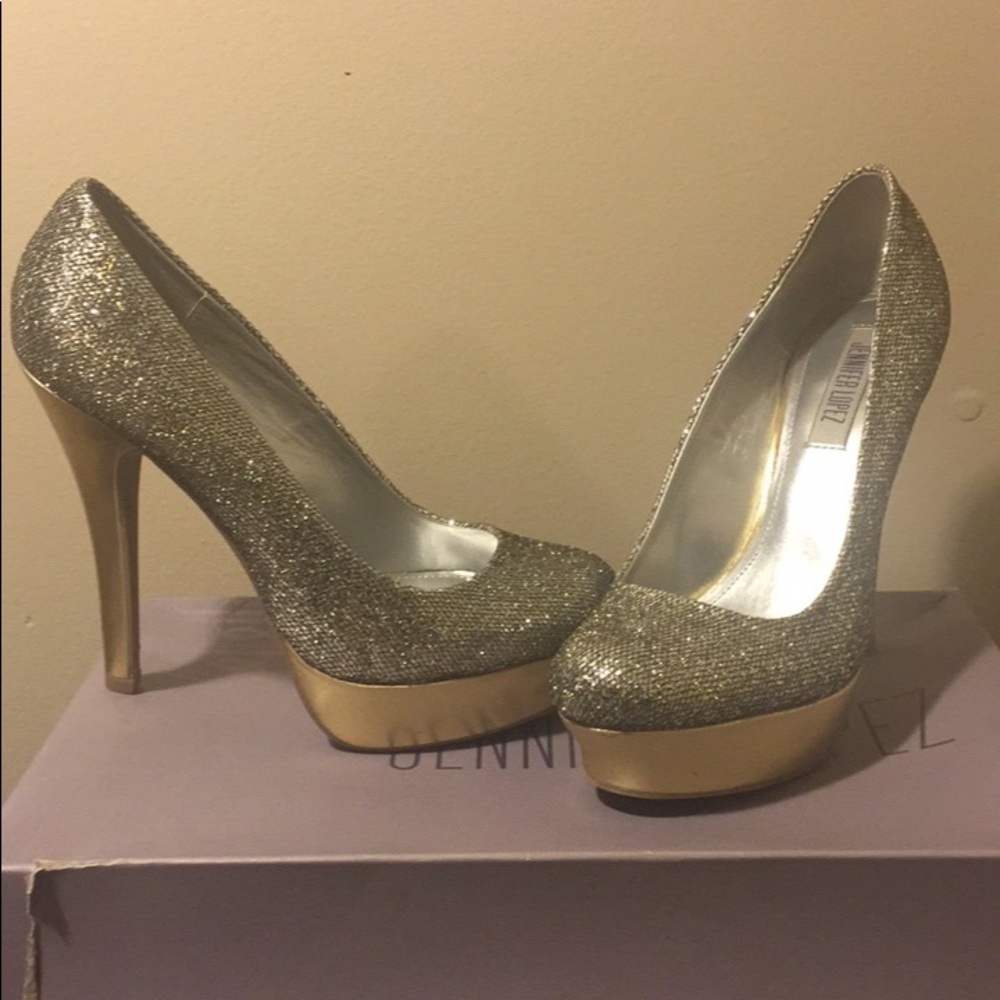 Jennifer Lopez Heel - Elegant and Glamorous