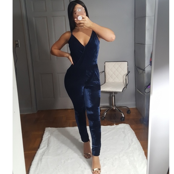 ▪LAST ONE!▪"Blue Velvet" Velvet Jumpsuit NWOT - Picture 3 of 6