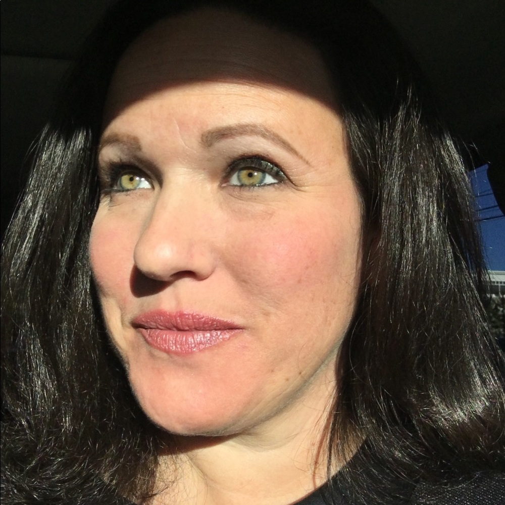 Meet your Posher, Lori